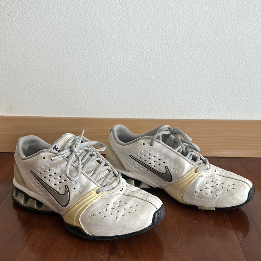 Nike shoes
